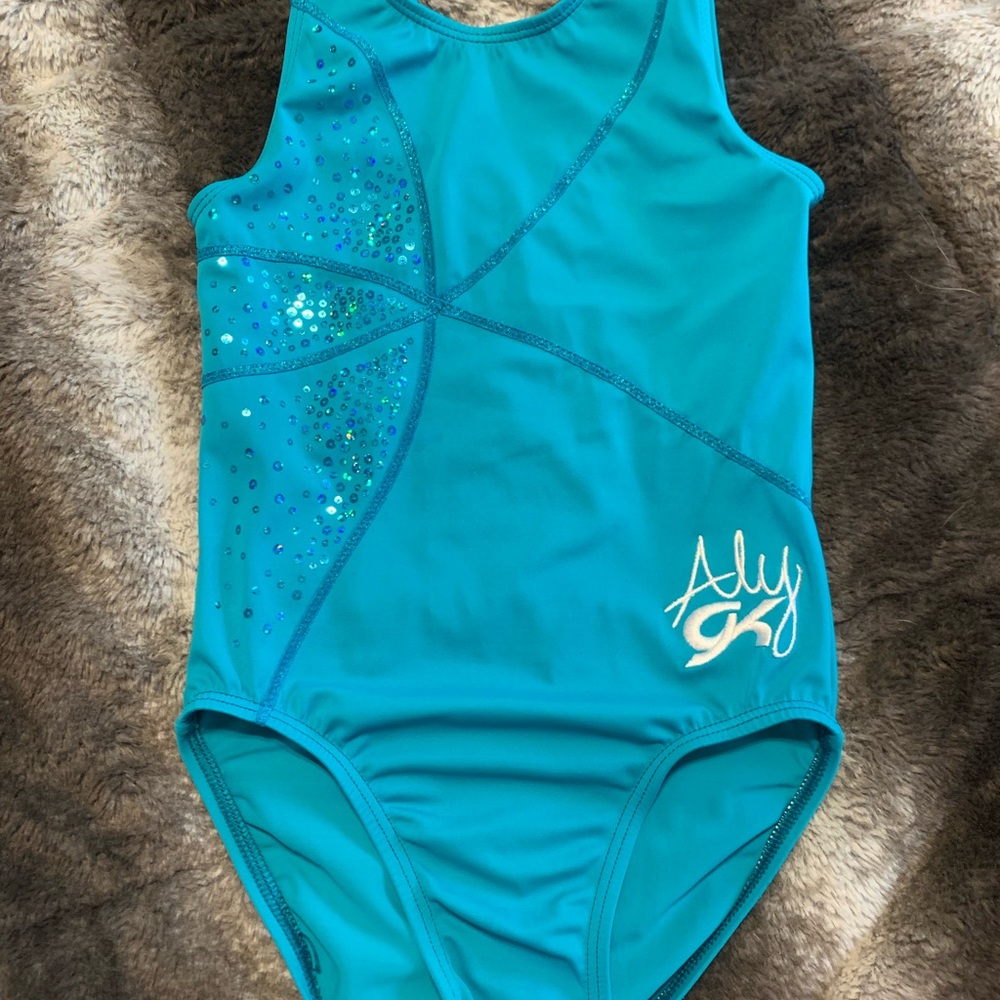 GK Elite x Aly Raisman Leotard Child Medium